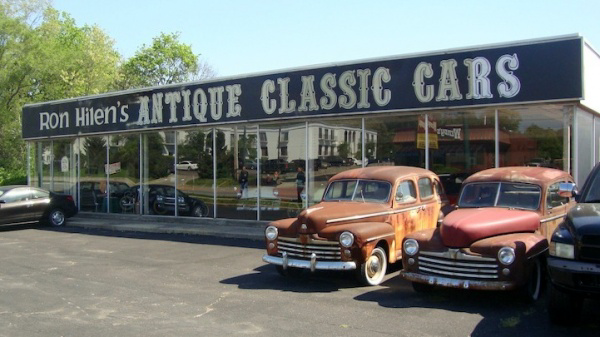 Classic Car Dealership Up For Auction - Barn Finds