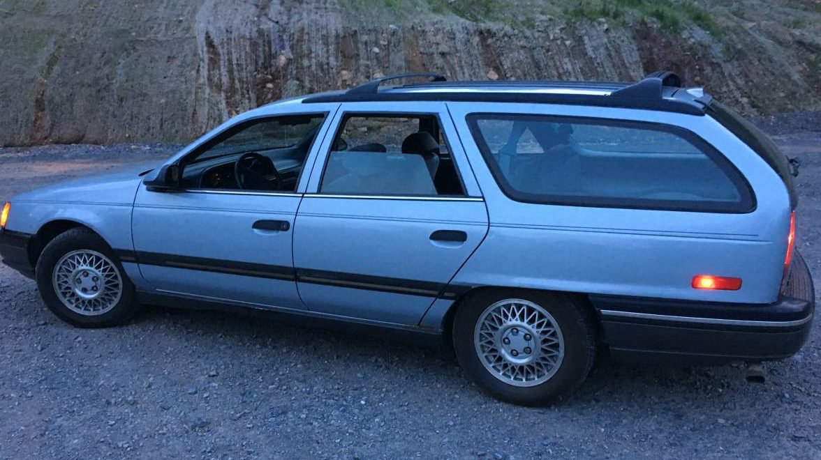 Survivor Estate 1990 Ford Taurus Wagon