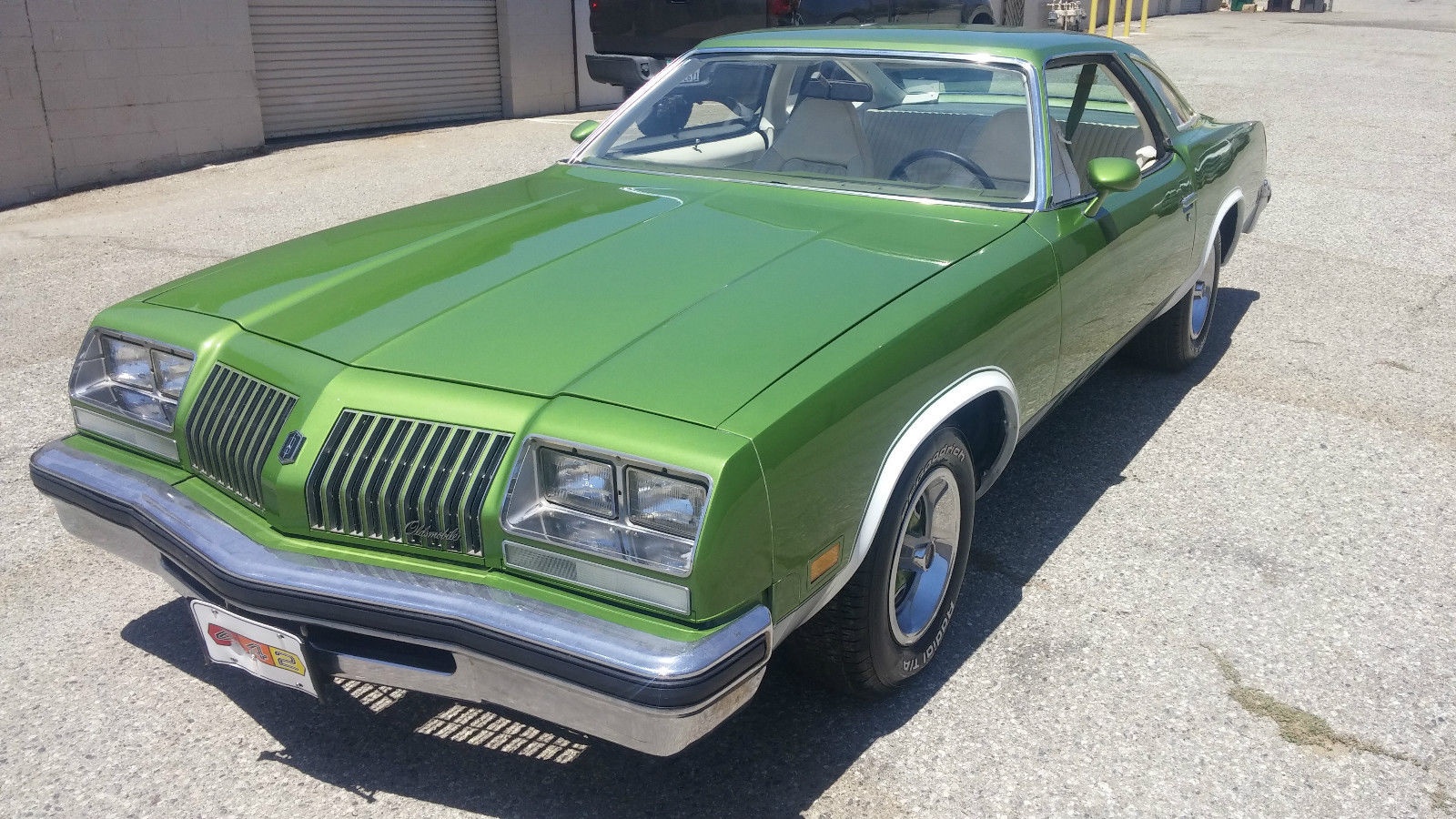 Beautiful Lime With A 5 Speed 1977 Olds 442 Barn Finds