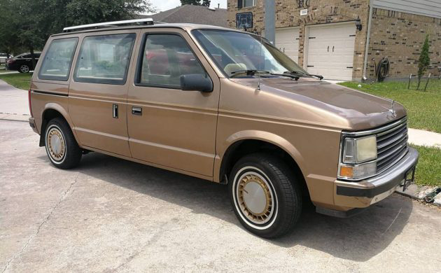 chrysler plymouth minivan