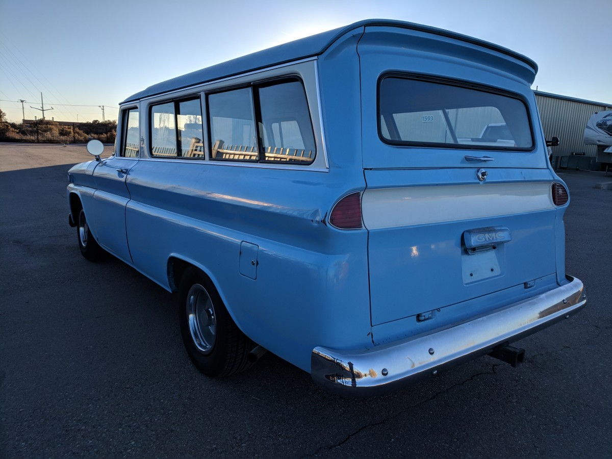 EXCLUSIVE: 1962 GMC Suburban