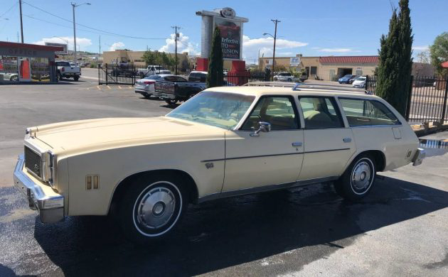 Classic Wagon: 1976 Chevrolet Chevelle Malibu