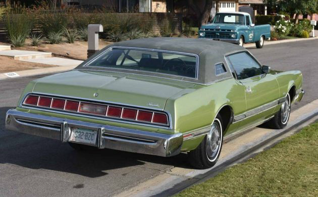 Clean And Green 1975 Ford Thunderbird