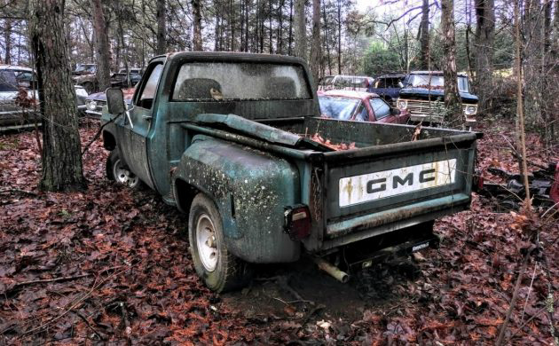 EXCLUSIVE: Vintage Trucks from the Georgia Collection