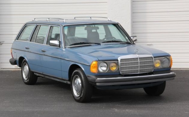 China Blue Estate 19 Mercedes 300td