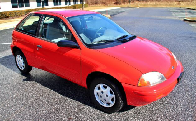 This Geo Metro Has Only Covered 33k Miles