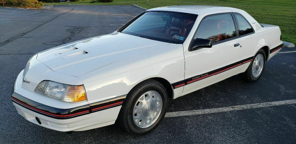 1988 Ford Thunderbird Turbo Coupe Front Quarter