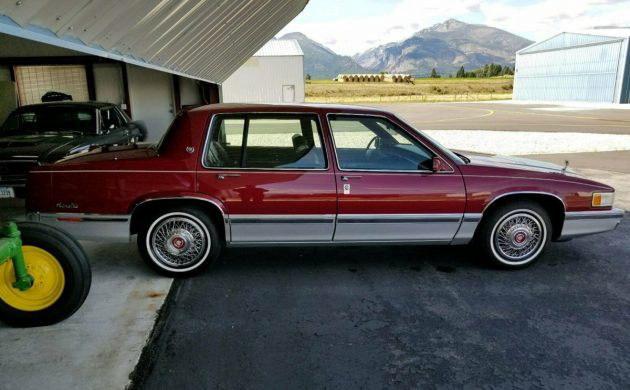 1993 Cadillac Deville Gold Key Edition With 889 Miles Barn Finds