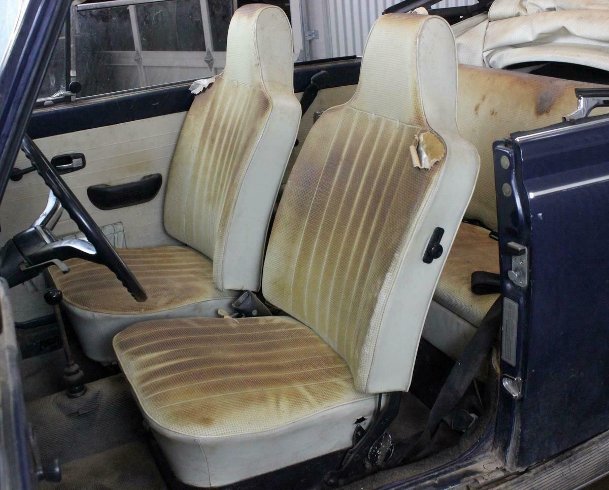 vw-beetle-seats-barn-finds