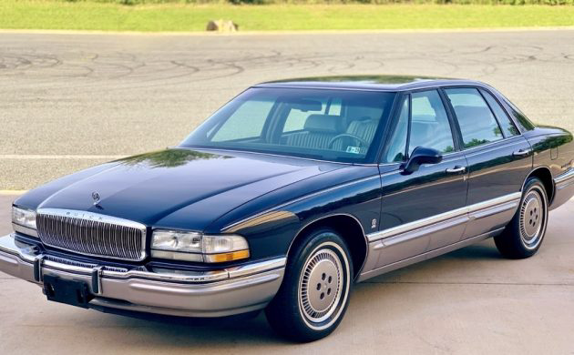 Low Mileage Cruiser 1995 Buick Park Avenue