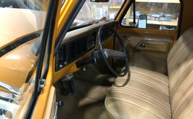 No Reserve: Low Mile 1976 Ford F-150