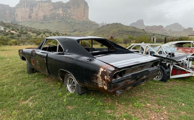 Blank Black Canvas  1969 Dodge Charger  R T  440